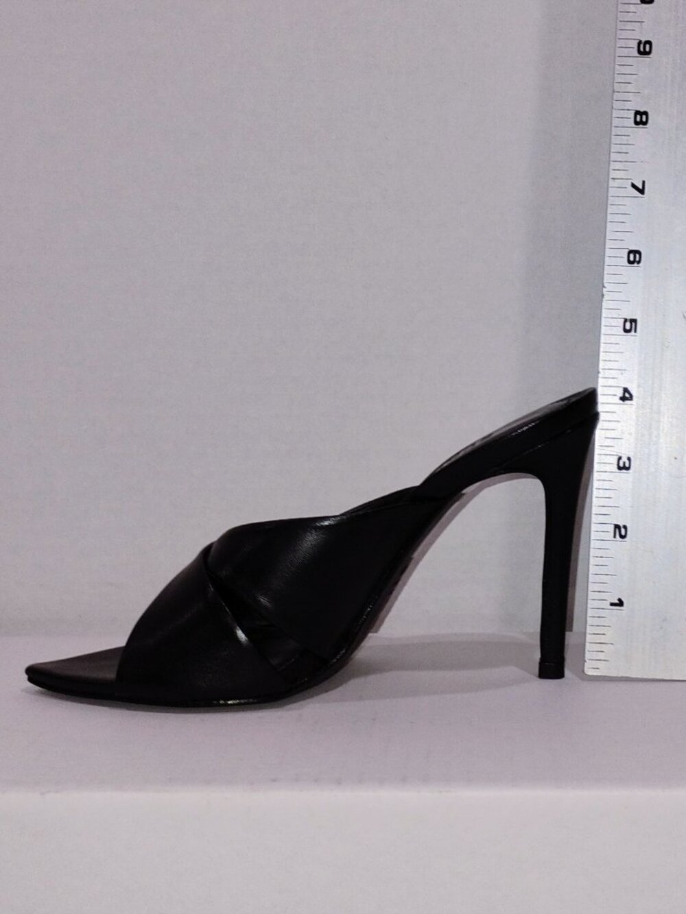 Schutz Women's Maxine Stiletto Mule Sandals Heels Size 6.5 Black - Picture 5 of 8